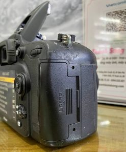 Photo 6168099862499496367 Y